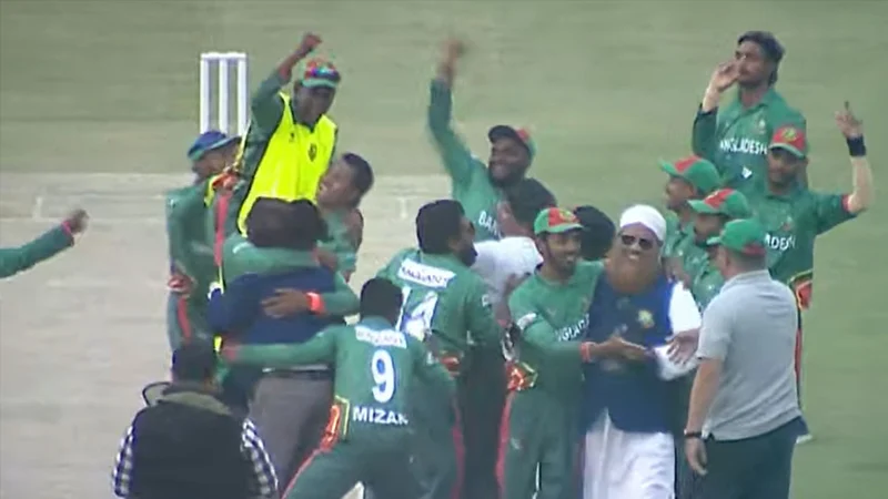 শ্রীলঙ্কাকে হারিয়ে বিশ্বকাপের ফাইনালে বাংলাদেশ